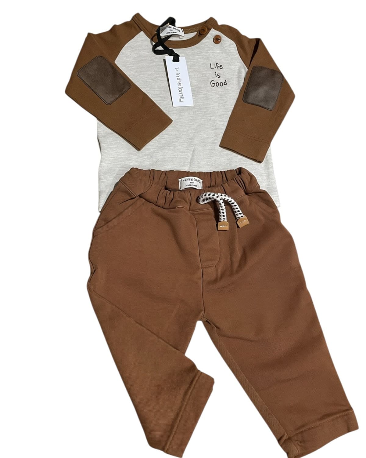 Ensemble t-shirt manches longues et pantalon