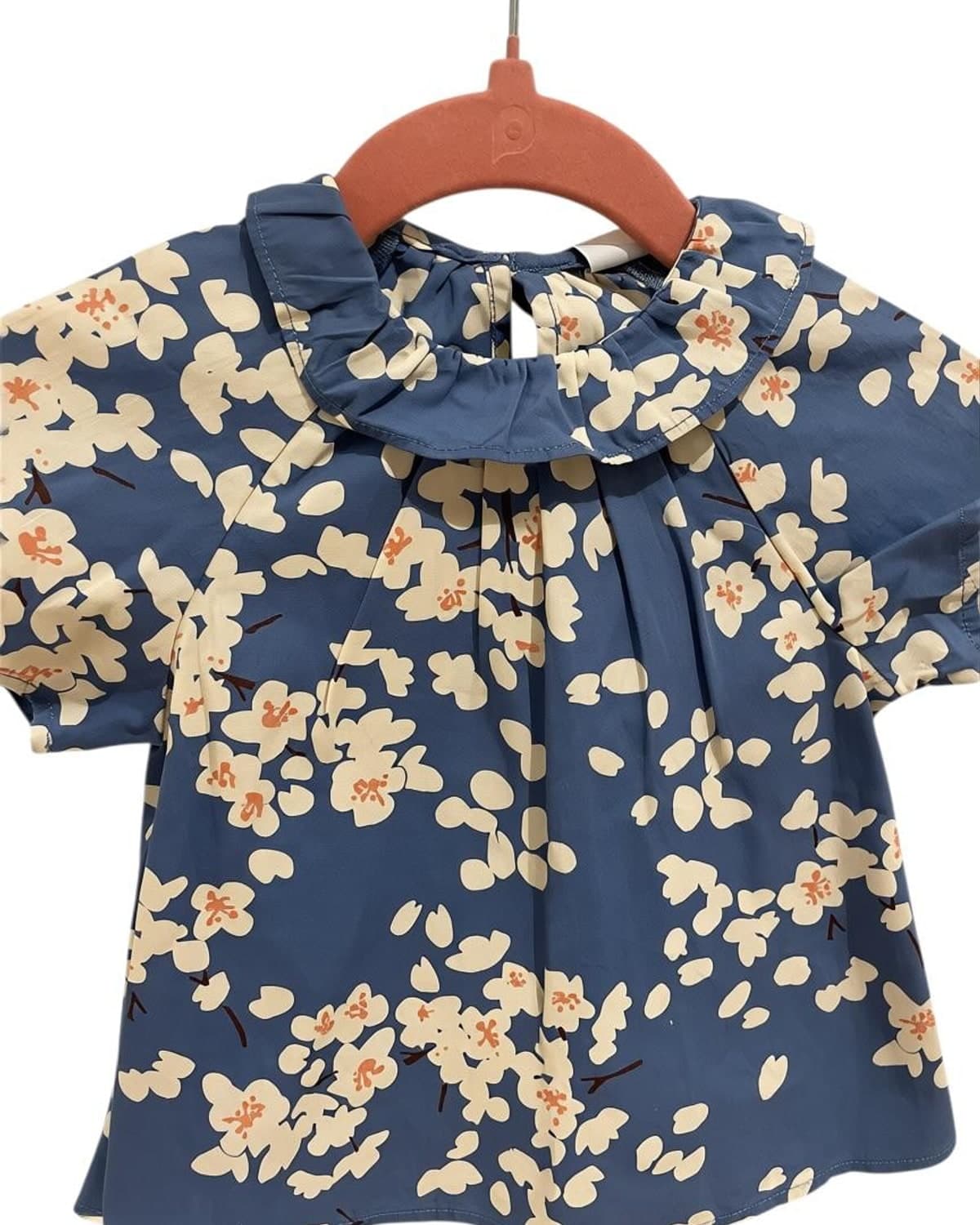 Blouse et chapeau