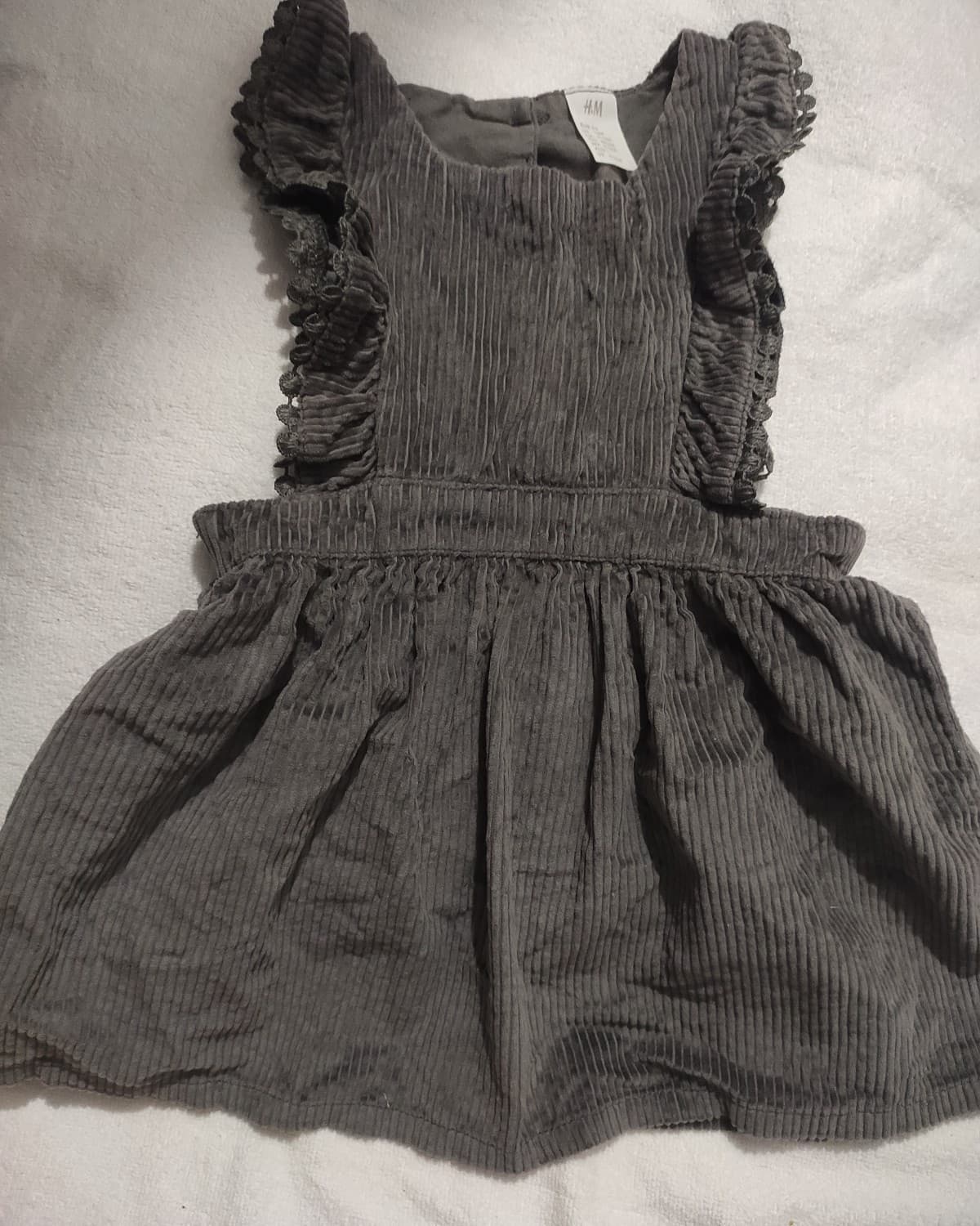 Robe en velour gris foncé 9-12 mois