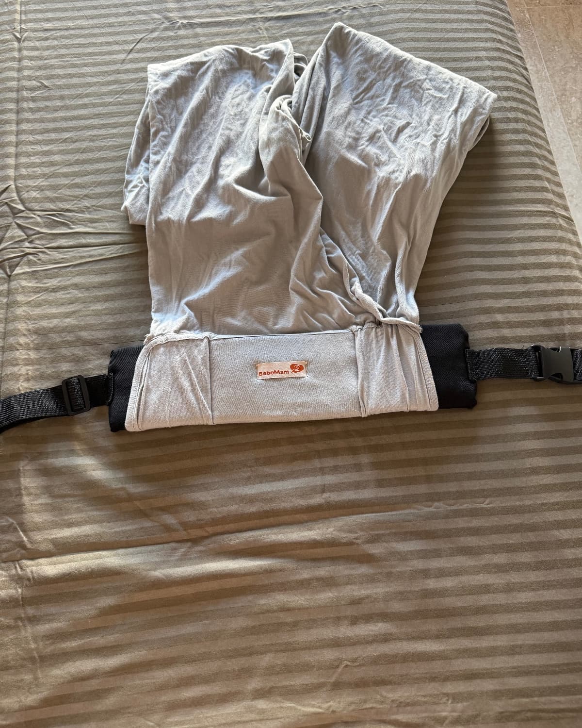 Echarpe de portage avec ceinture