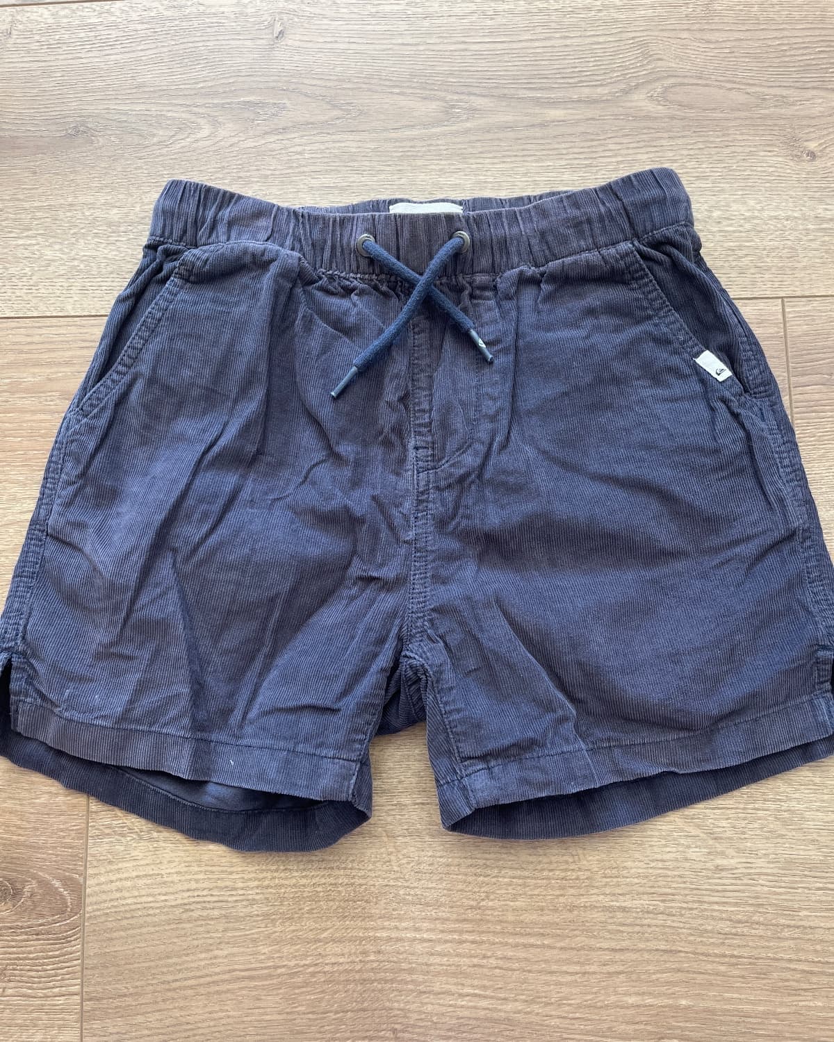 Short en valoir gris foncé Quiksilver