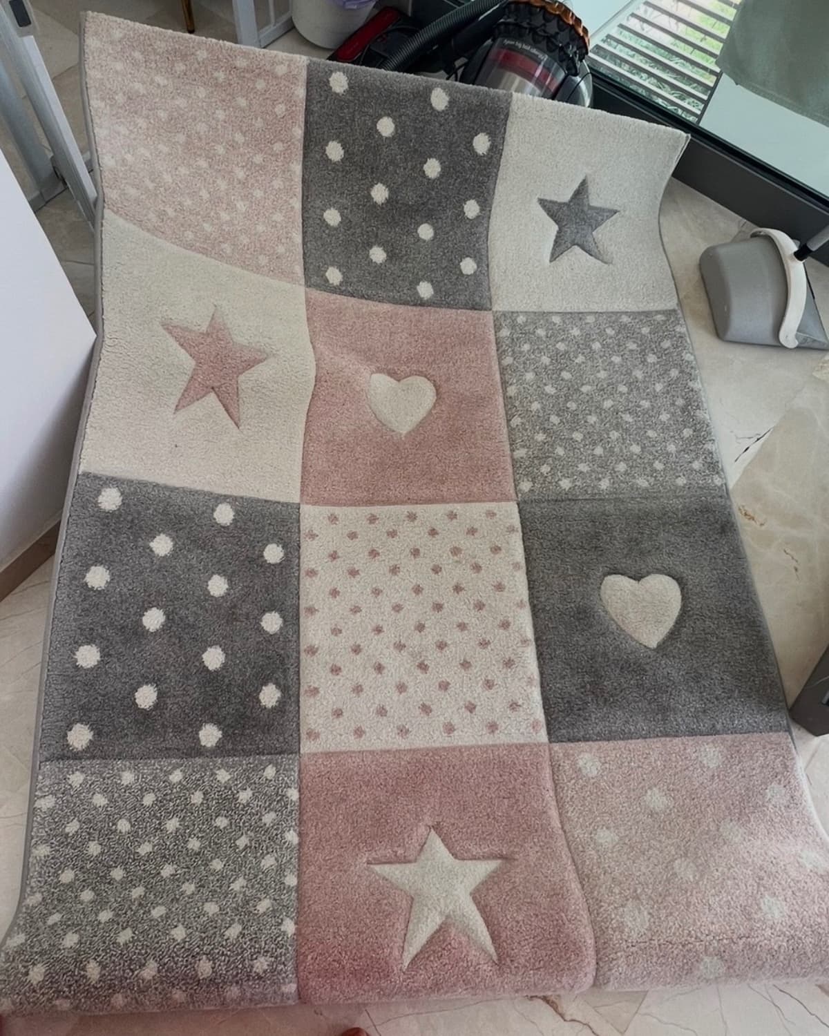 Tapis rose gris blanc - 120x70cm