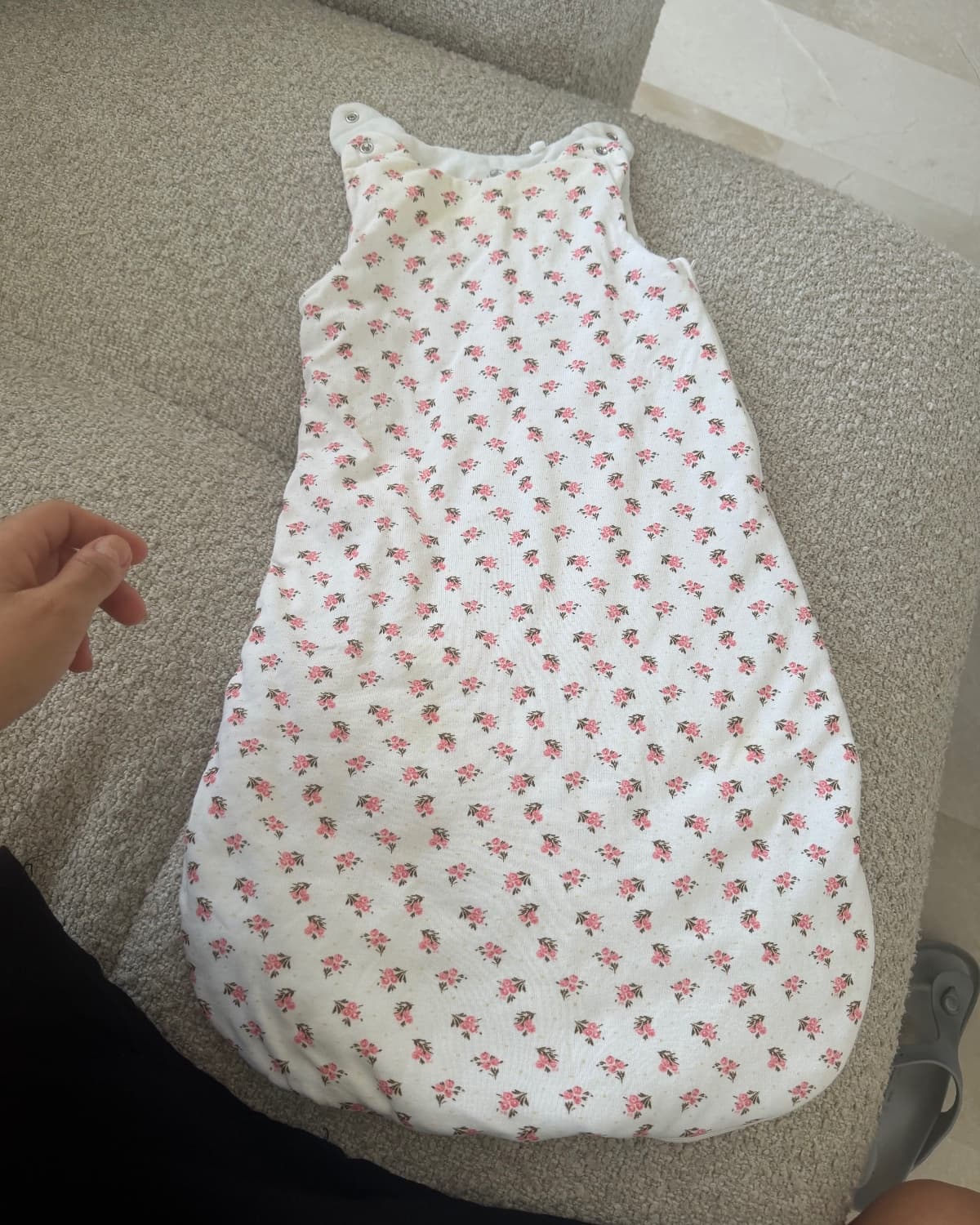Gigoteuse chaude naissance à 6 mois