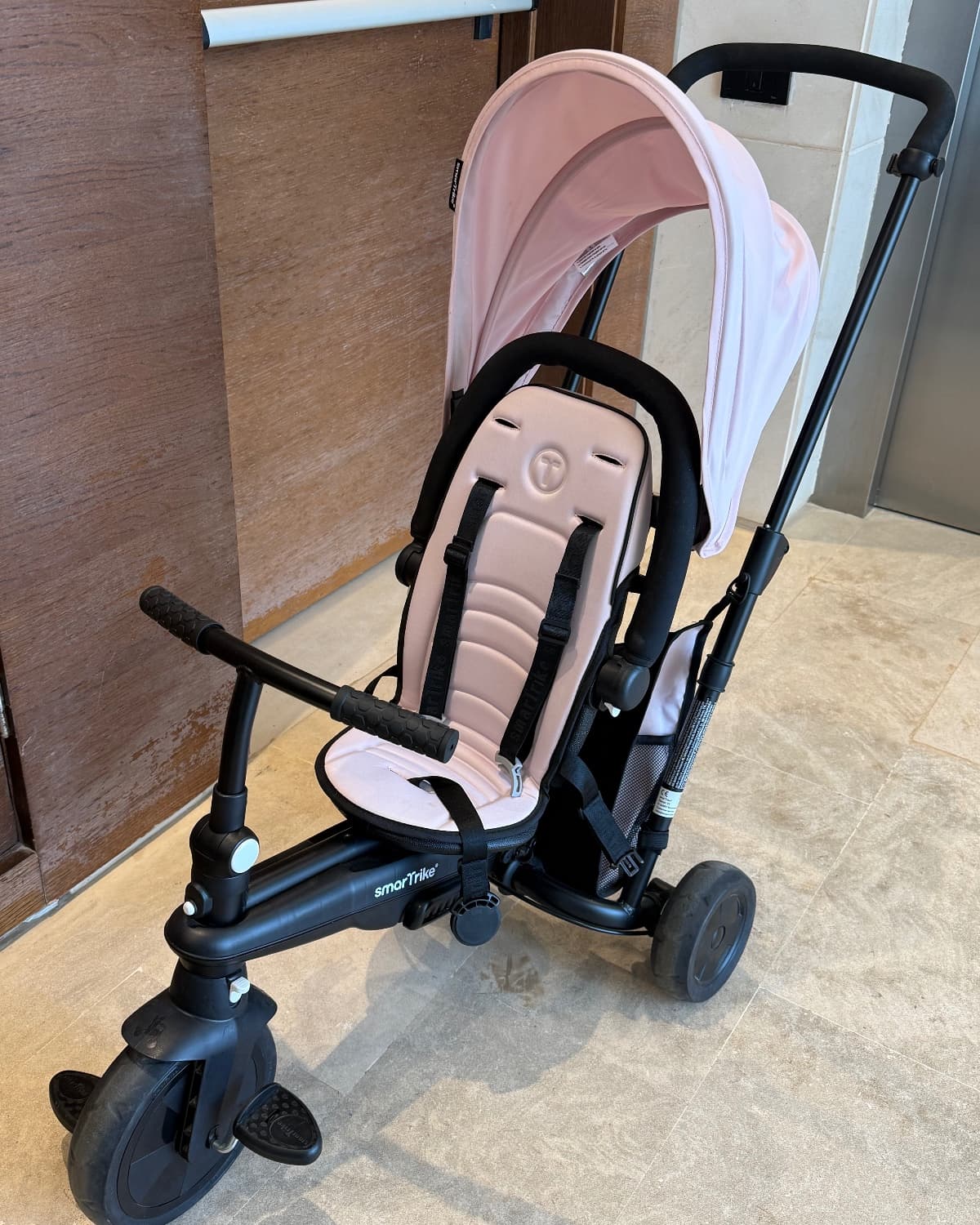 Tricycle évolutif SmarTrike Rose