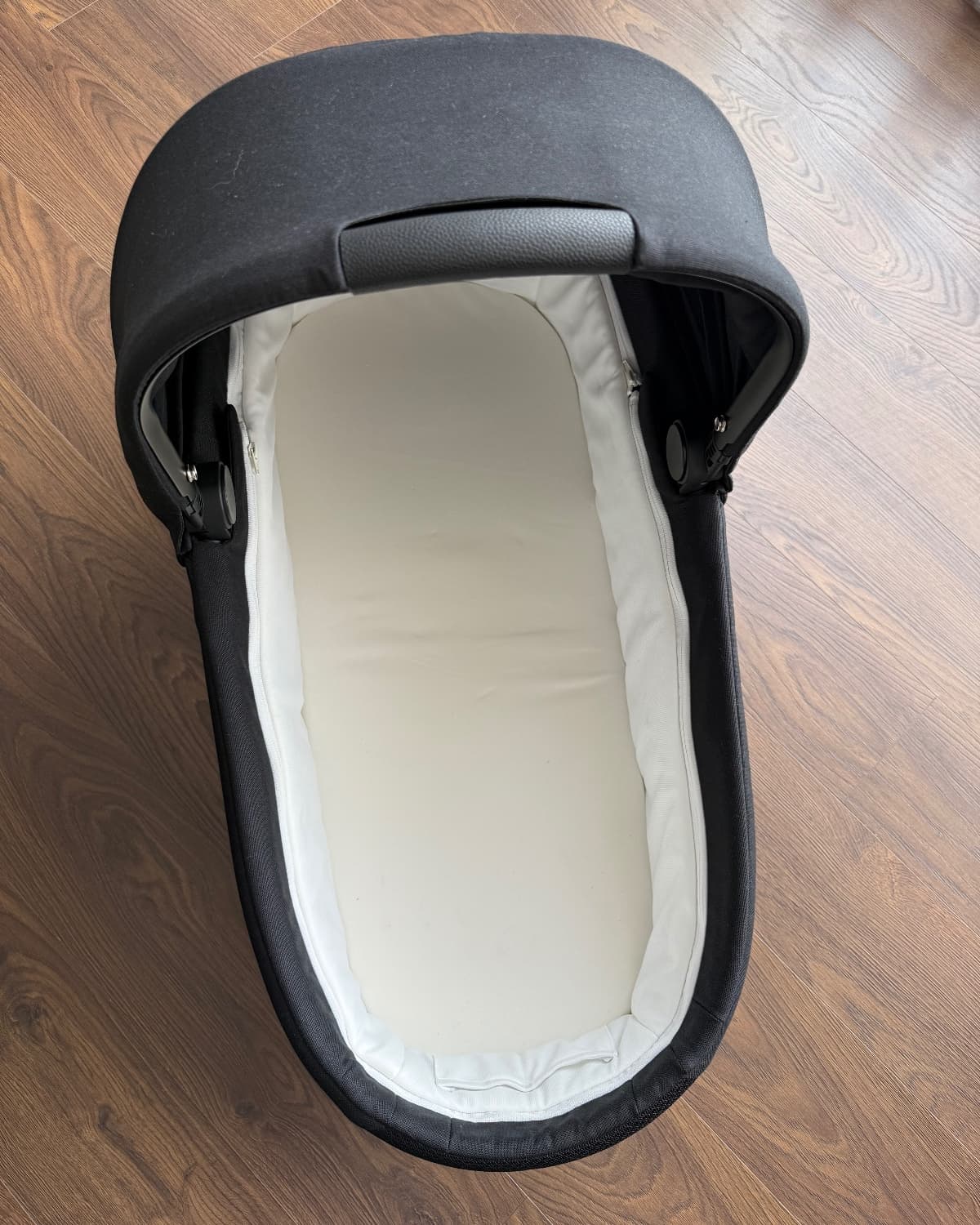 Nacelle Cot S Lux Moon Black