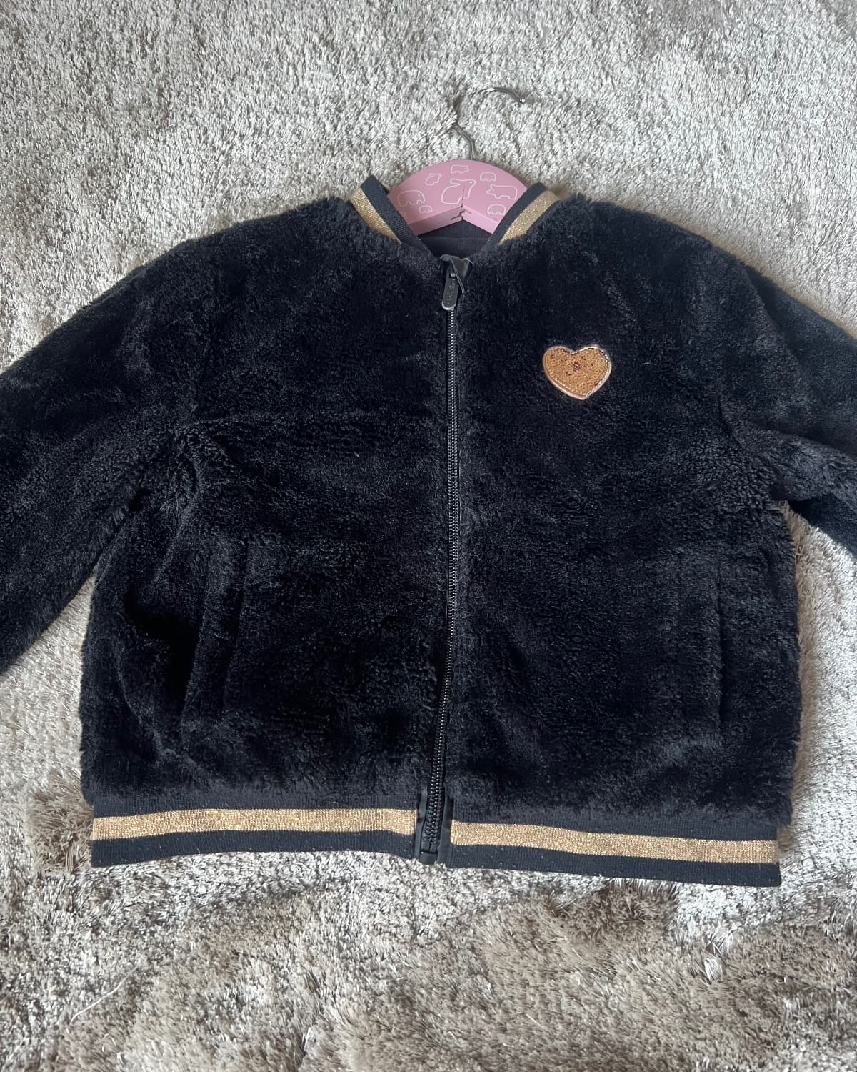 Veste fourrure à cœur