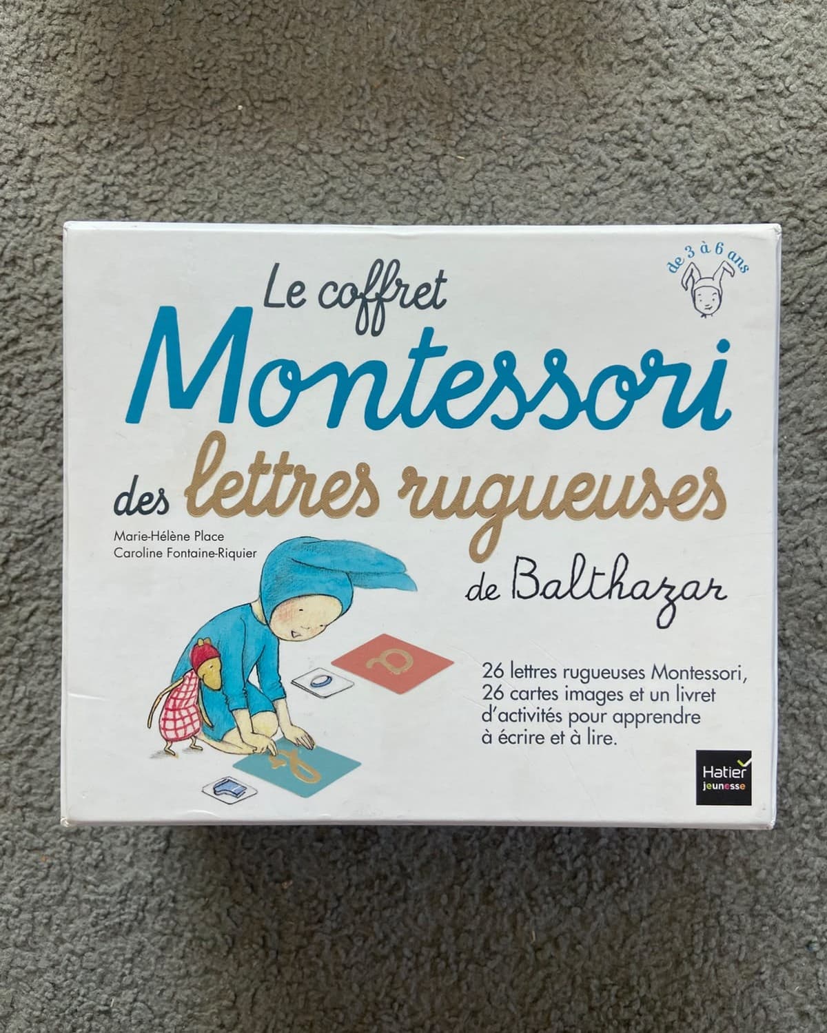 Le coffre Montessori 150des lettres rugueuses